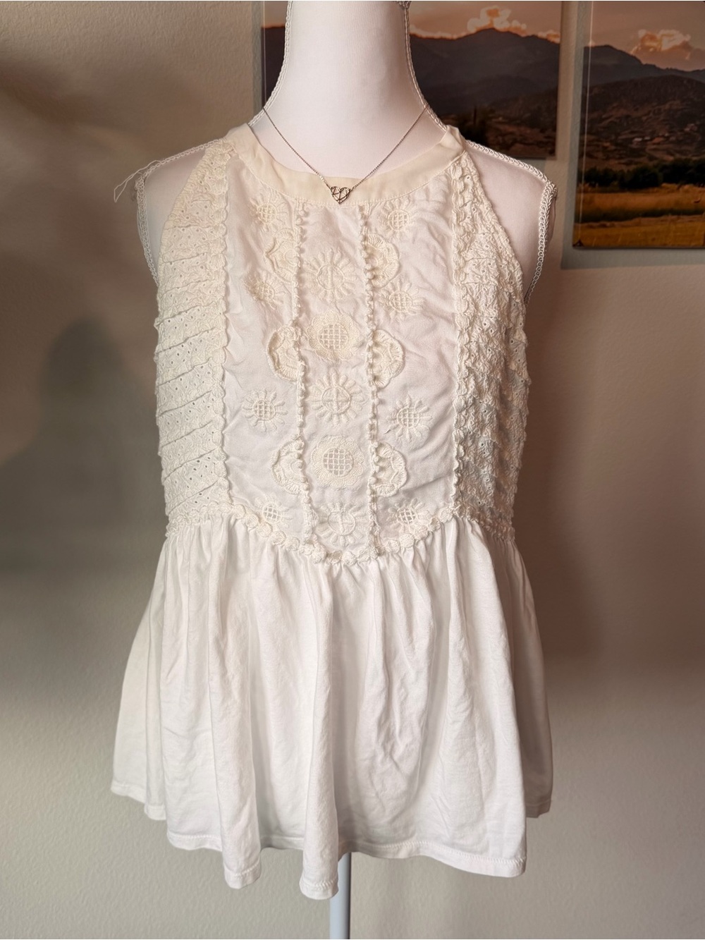Anthropologie Meadow Rue Eyelet Halter Top